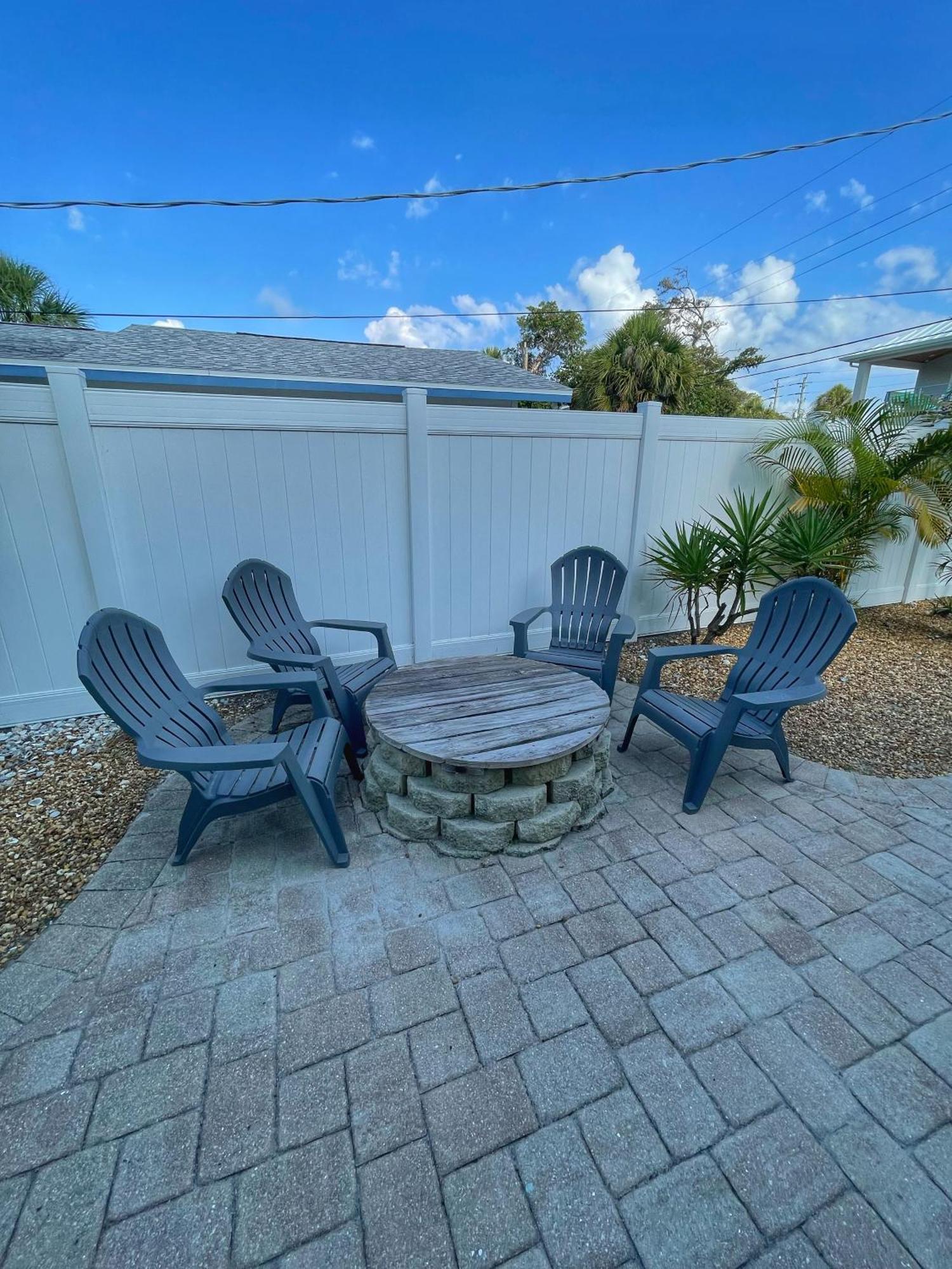 Cozy Canaveral Cottages Cape Canaveral Exteriör bild